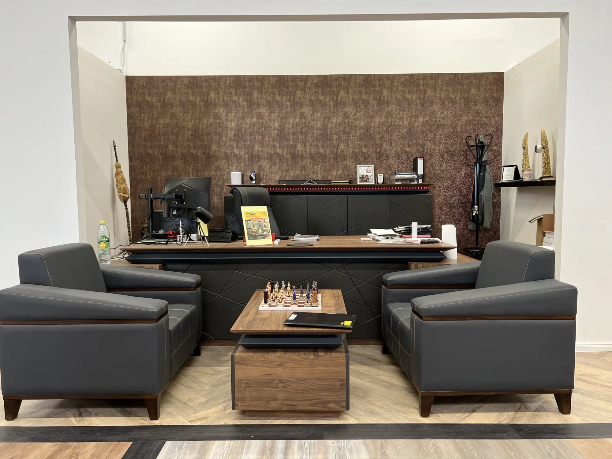 Almanya Ofis Mobilya RITA Wohndesign ISTANBUL-TSI