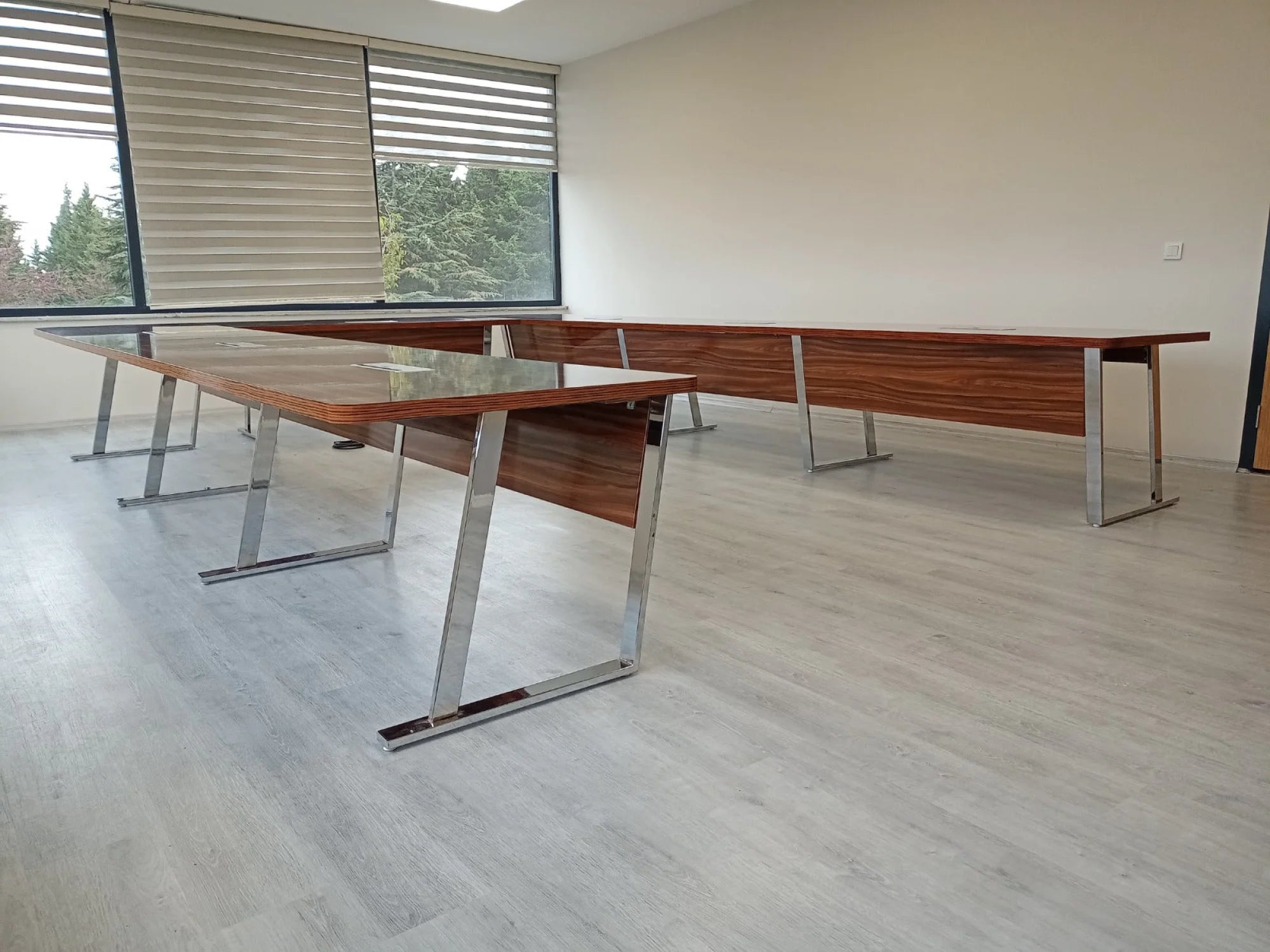 U Toplantı Masası , Ayarlanabilir Ön ISTANBUL