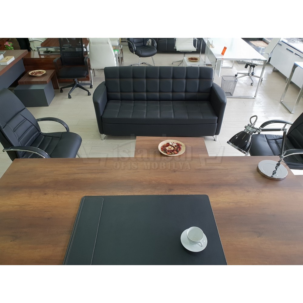 Hamburg Triple-Seater Sofa