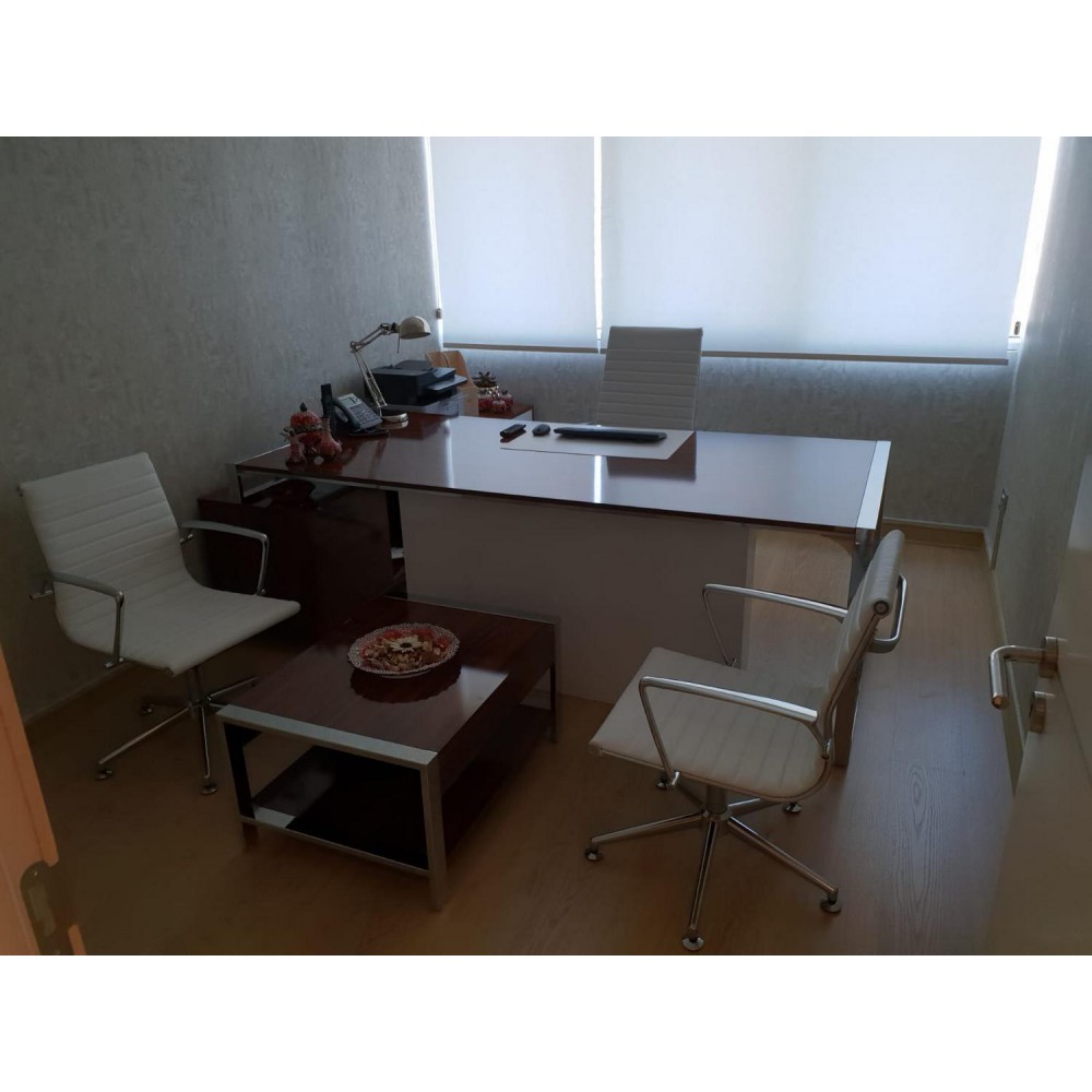 Reno Wohnung Finanzen Büromöbel Herr Aziz