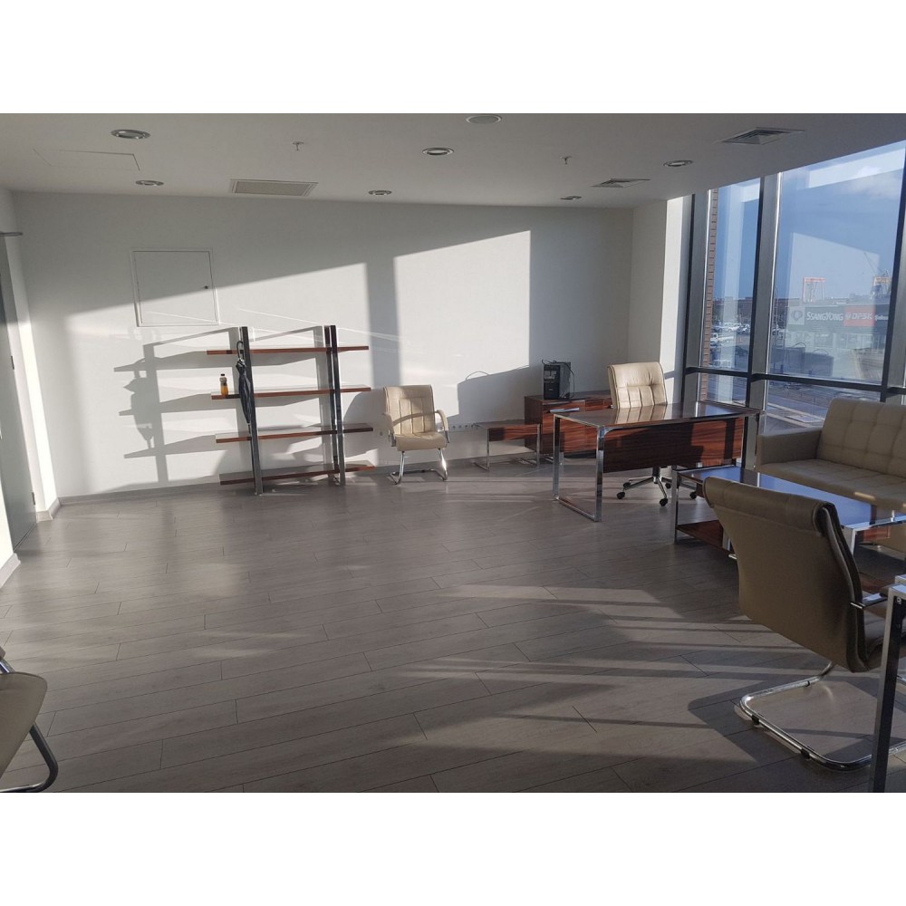 Verschiedene Büromöbel Sonstiges Geschehen