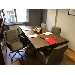 Rechtsanwalt Fatih Büromöbel-Team