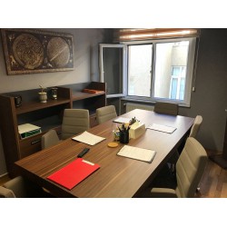 Rechtsanwalt Fatih Büromöbel-Team