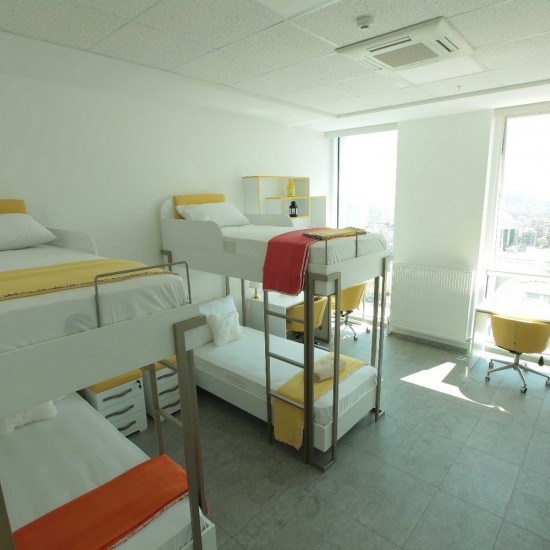 Login Lobby Und Herr Ibrahim Komplette Gebäude Kartal