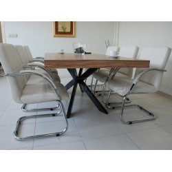 Lexus Besprechungstisch