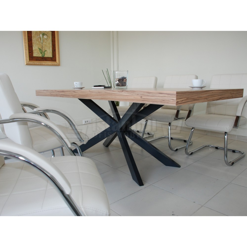 Lexus Besprechungstisch