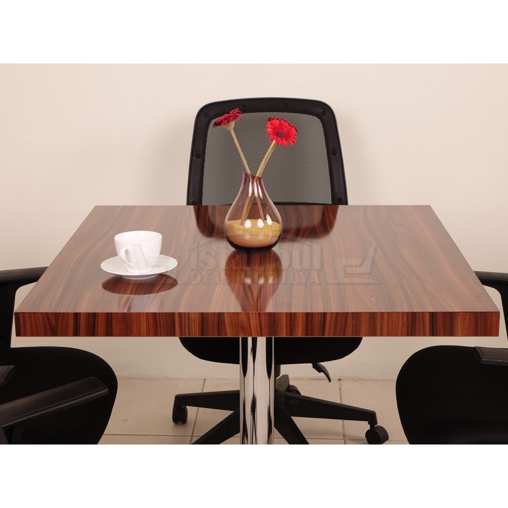 Besprechungstisch Osaka