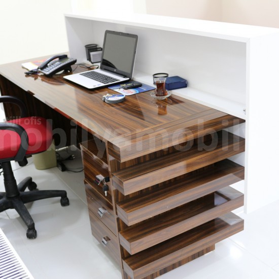 Klassenzimmer Möbel-Lösungen