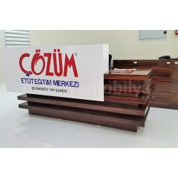 Klassenzimmer Möbel-Lösungen