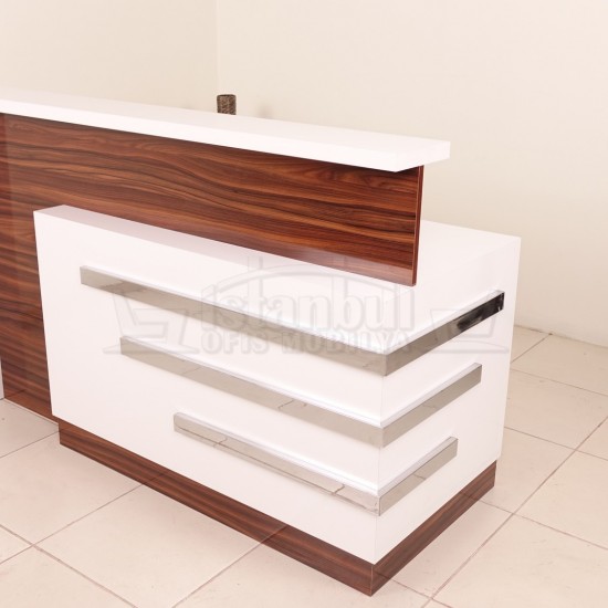 Box Schreibtisch Welcome Desk Walnut Verchromt