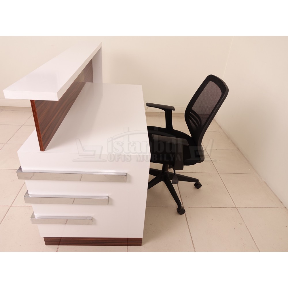 Box Schreibtisch Welcome Desk Walnut Verchromt