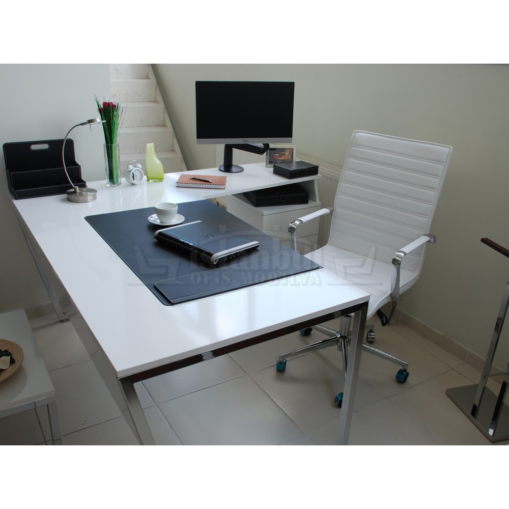 Linda Desk Team New Zealand