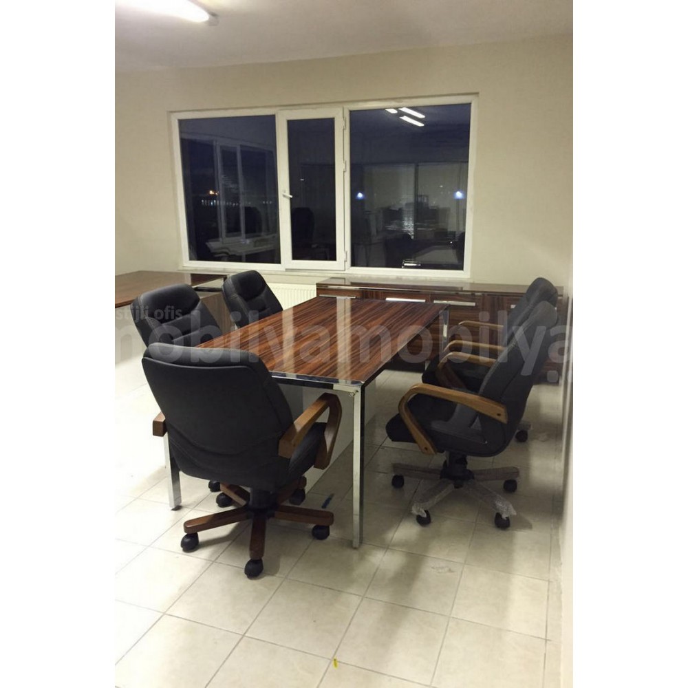 Verschiedene Büromöbel Sonstiges Geschehen