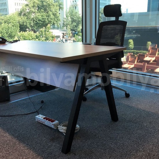 Mehmet Nationen Büromöbel