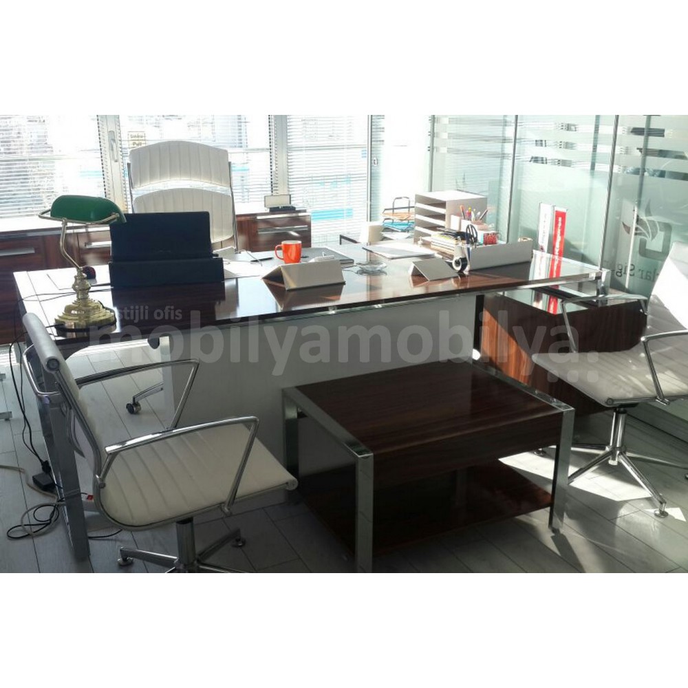 Verschiedene Büromöbel Sonstiges Geschehen