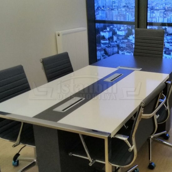 Besprechungstisch Pattaya
