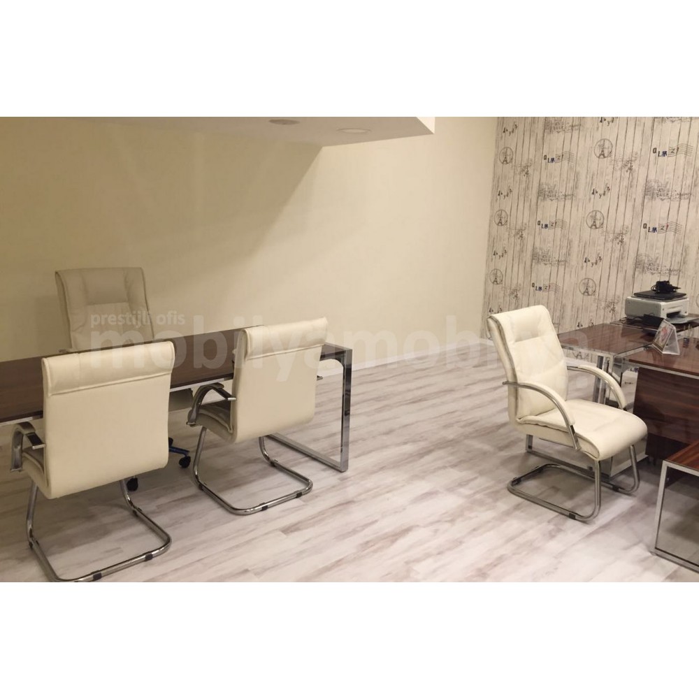 Verschiedene Büromöbel Sonstiges Geschehen