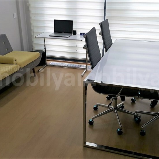 Herr Kadir Rumänien