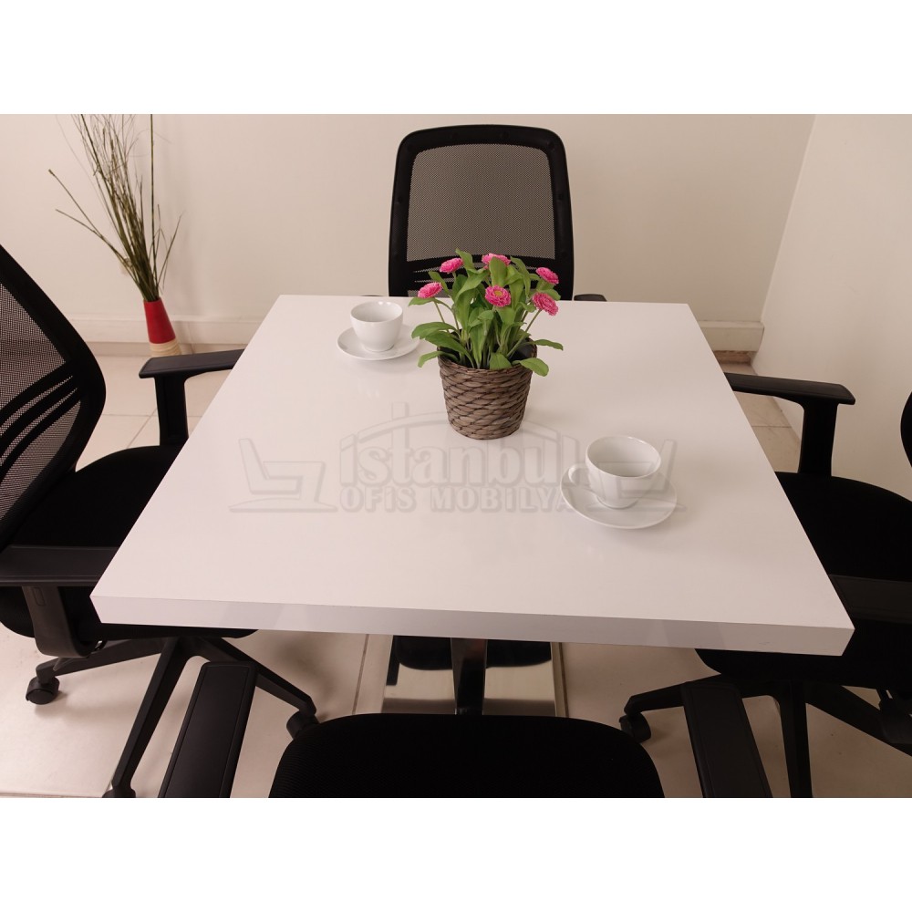 Platz Besprechungstisch İn Wien