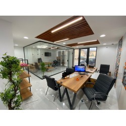 Frankreich Büromöbel Herr