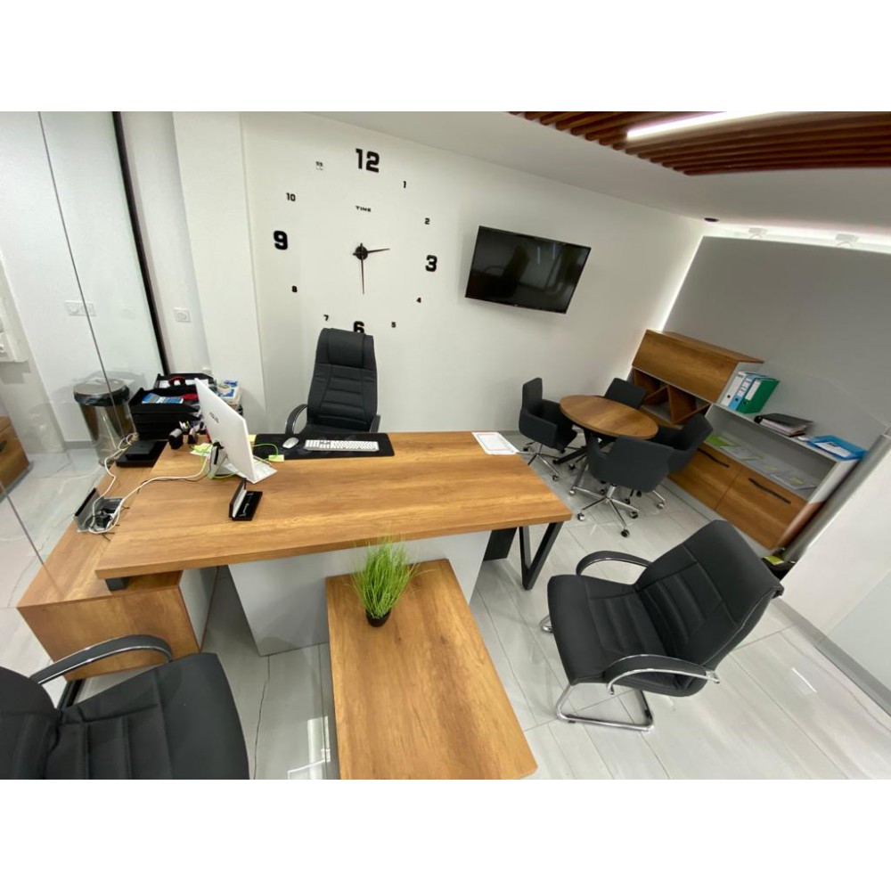 Frankreich Büromöbel Herr