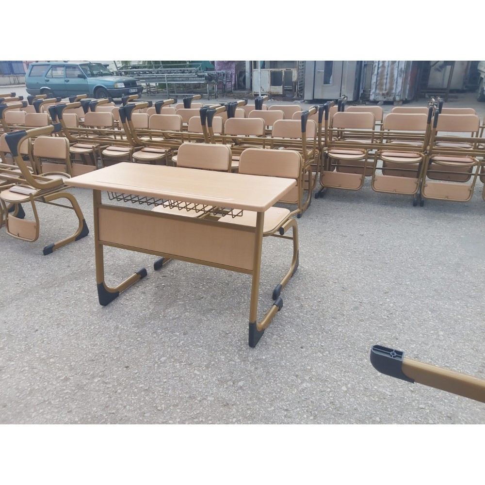 Doppel Schule-Schreibtisch