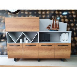 Istanbul Büro-Schreibtisch Büroführungsteam