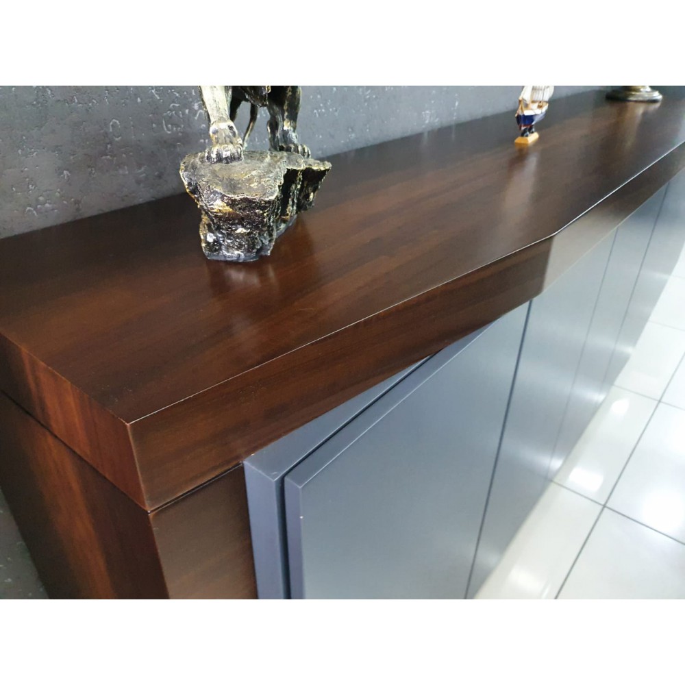 _Büromöbel_Frankreich