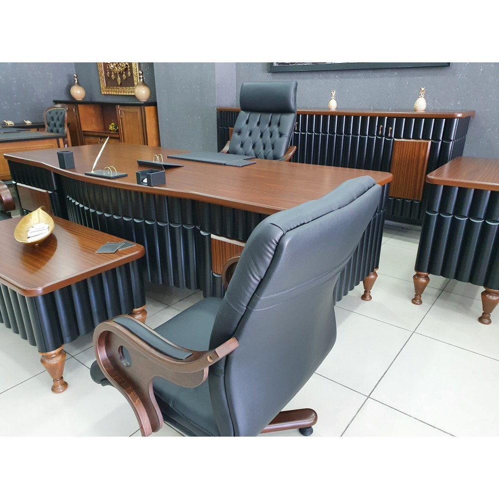 Ceo Executive Office Desk