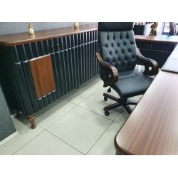 Ceo Executive Office Desk