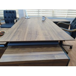 Büroberechtigungsteam Signature, Walnuss Und See, Minimale Maßnahme