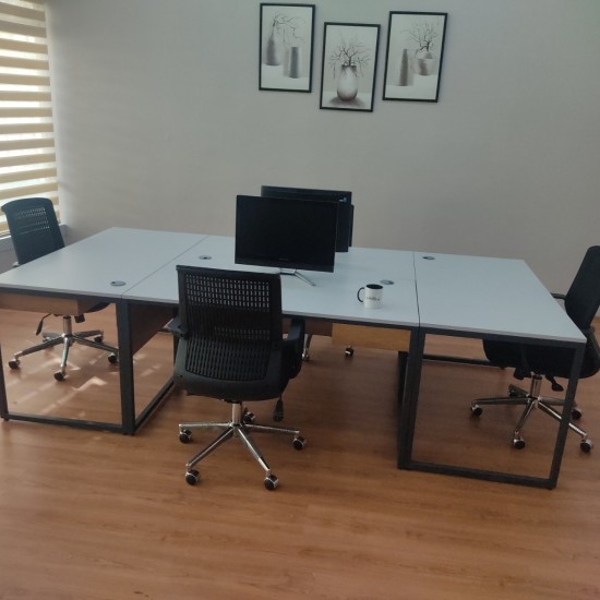 Zelinda 4-Teiliger Schreibtisch