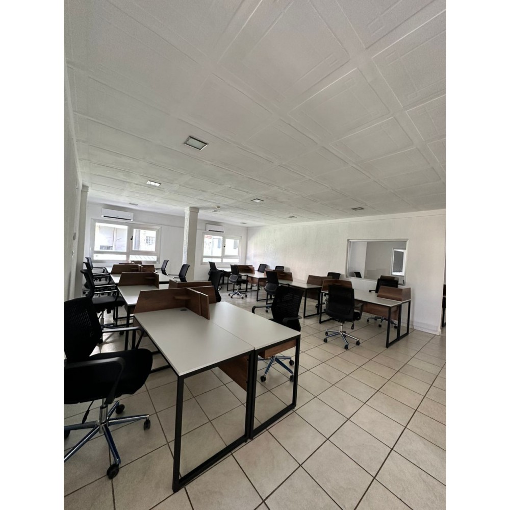 Afrikanische Büromöbel Guinea