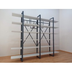 Zwischenseparatist Dekorative Bibliothek