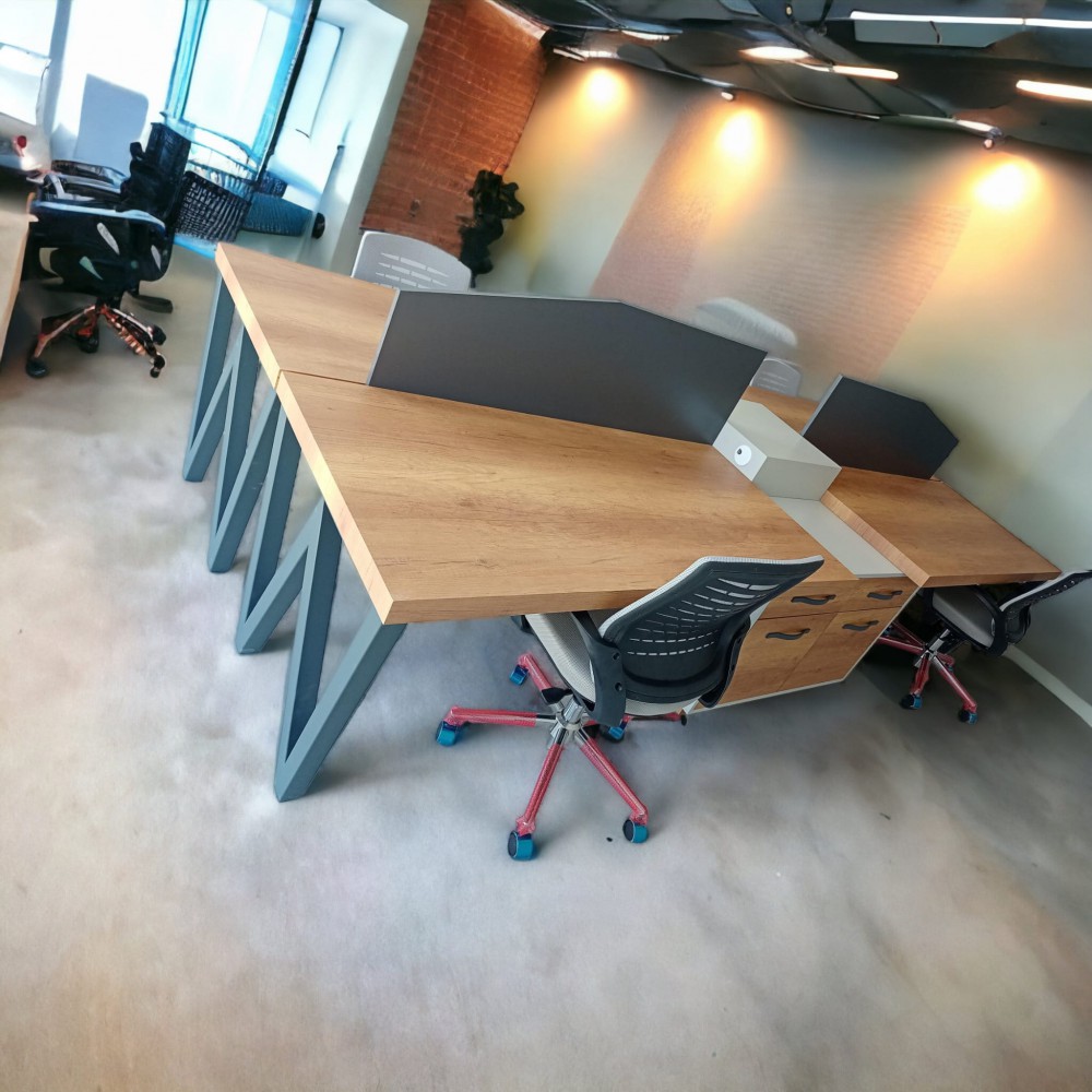 Schreibtisch Für Vier Person