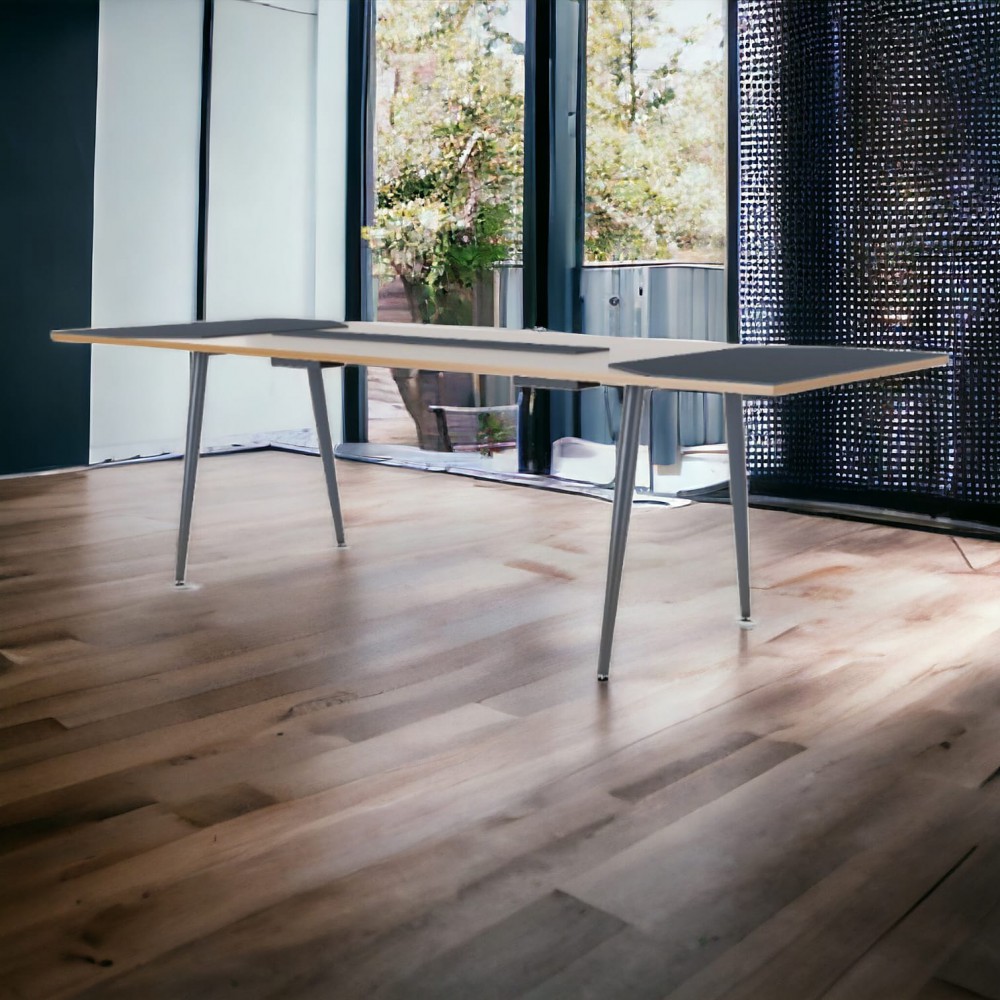 Leverkusen Besprechungstisch