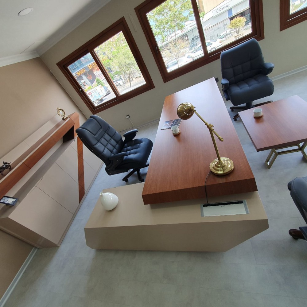 Goldenes Executive-Büroset