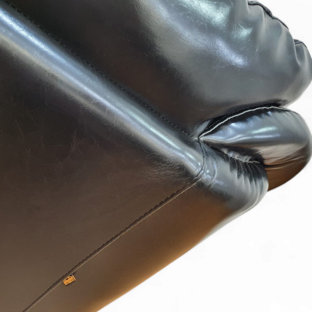 Balderico Single Sofa.