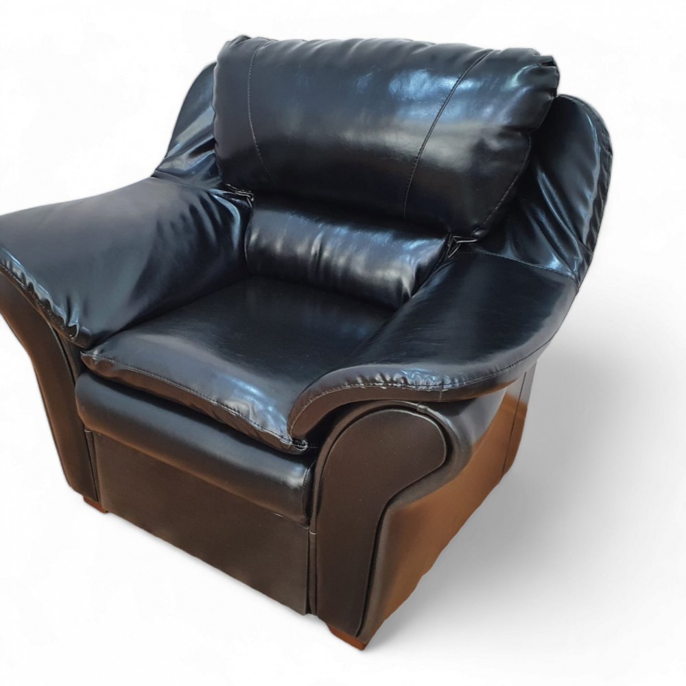 Balderico Single Sofa.