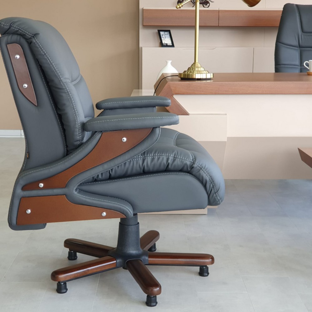 Goldenes Executive-Büroset