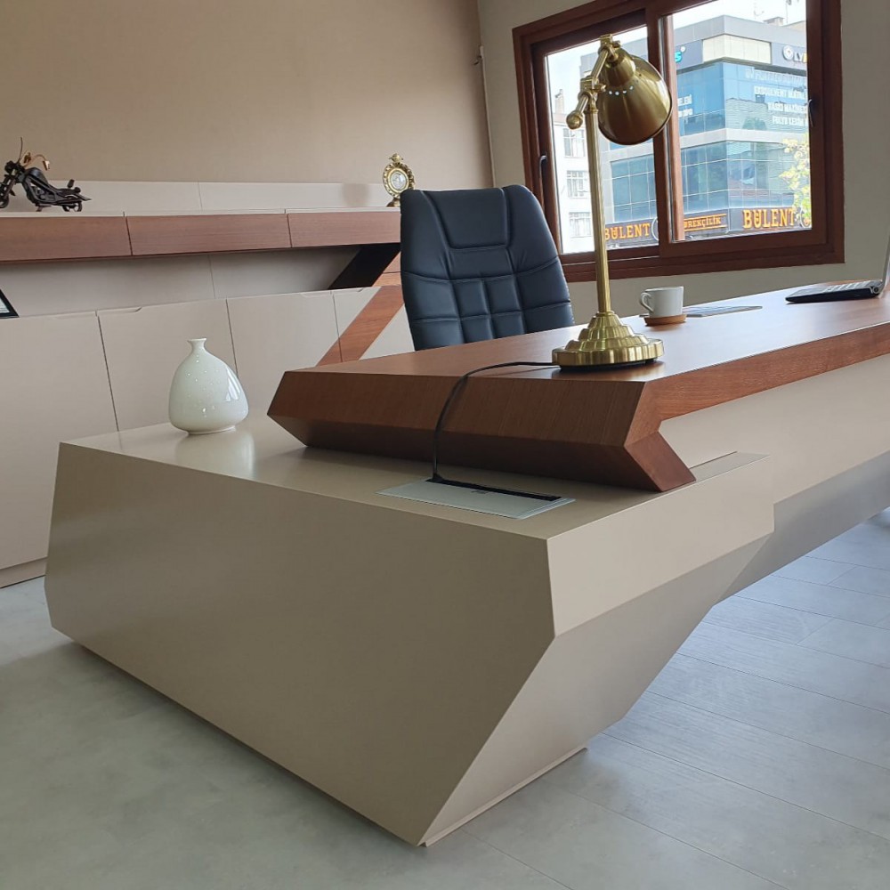 Goldenes Executive-Büroset