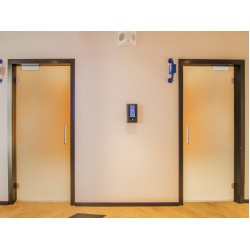 Glastür-Trennwandsysteme