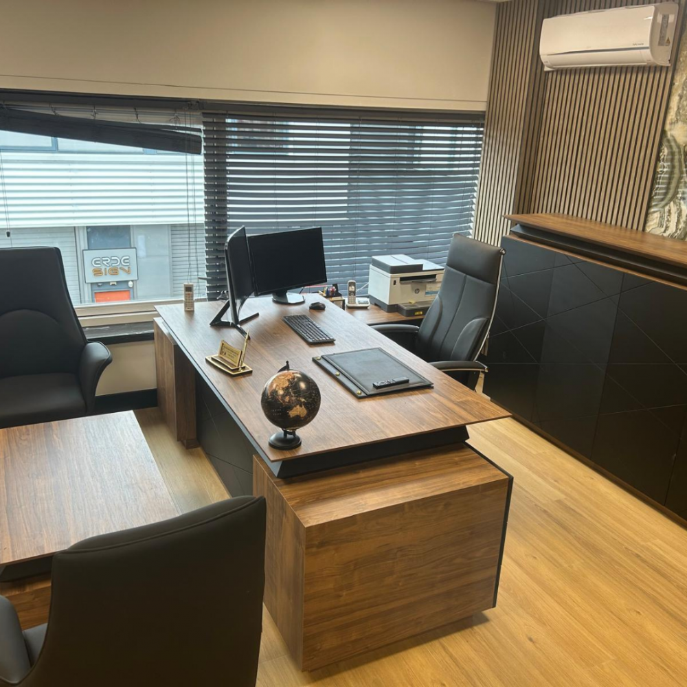 Master-Bouwbedrijf Büroset