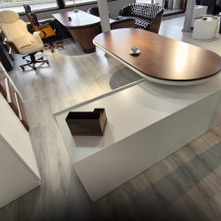 Final Authority-Büroset