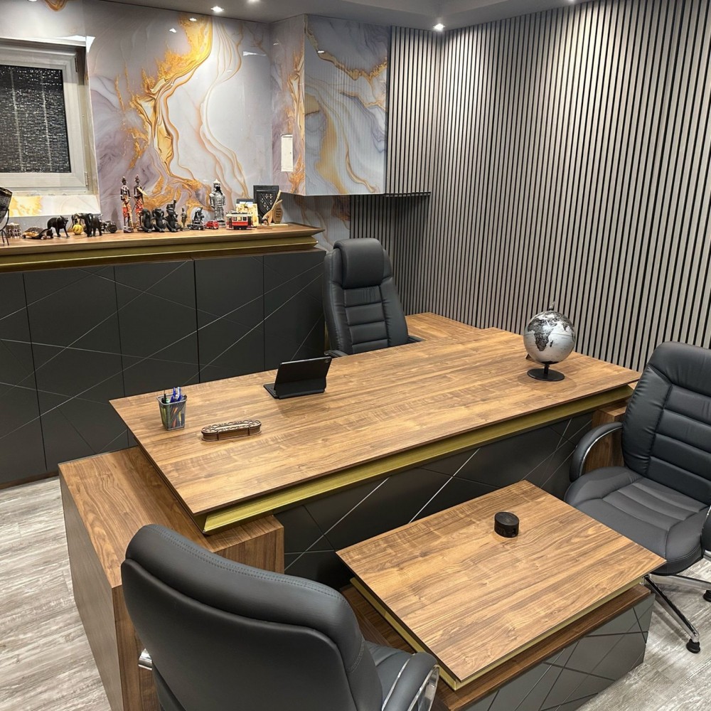 Deutsche Büromöbel - Muhammed Aktan