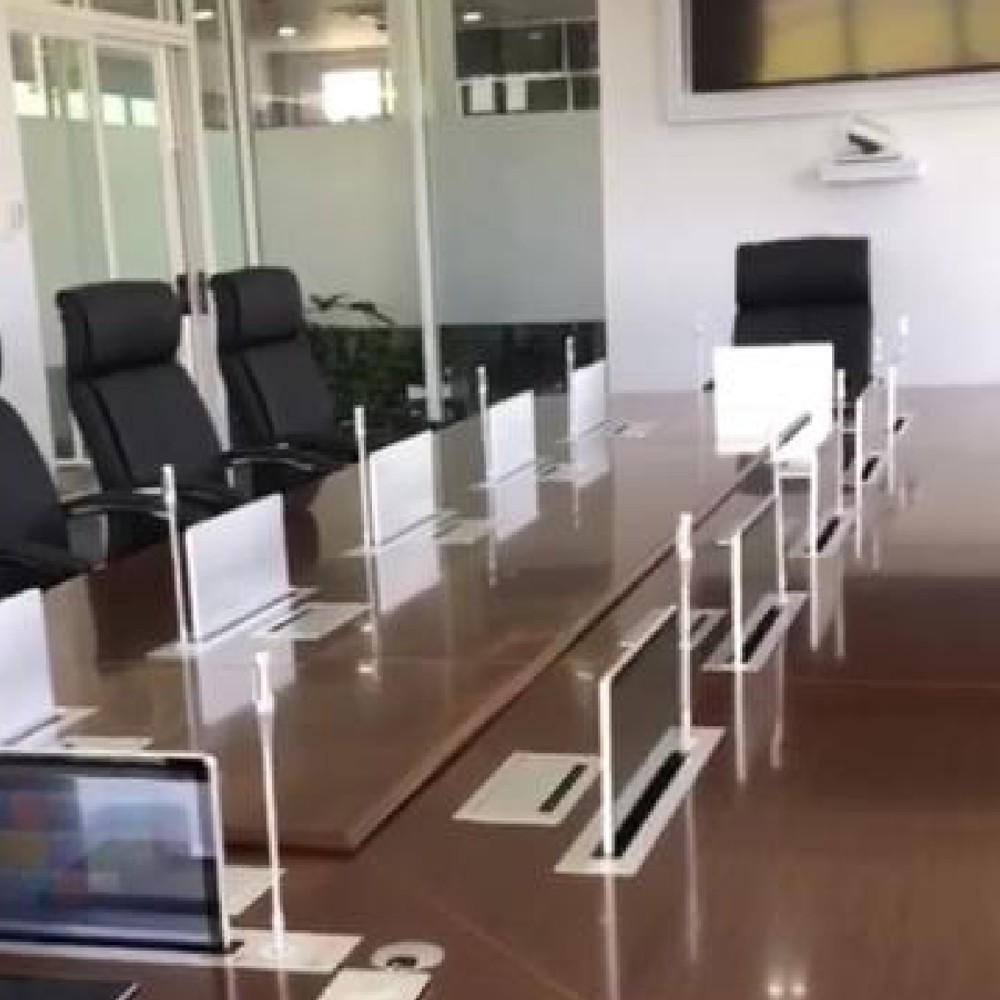 Blm17.3 Motorisierter Monitorlift