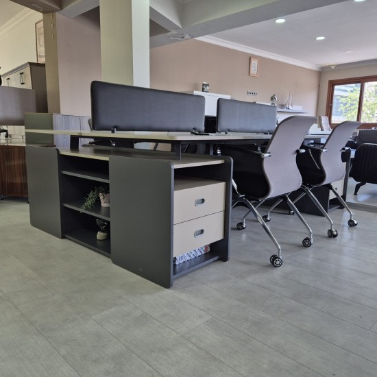Katar Für Vier Person Schreibtisch Workstation