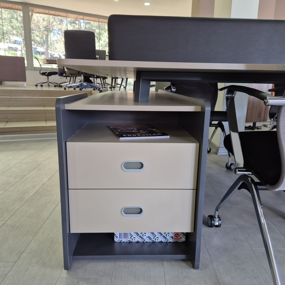 Katar Für Vier Person Schreibtisch Workstation