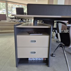 Katar Für Vier Person Schreibtisch Workstation