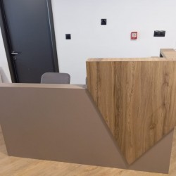 Welcome Desk Rom
